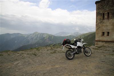 2012-06-20-012 Fort Central - Ligurische Grenzkammstraße 1905m.JPG