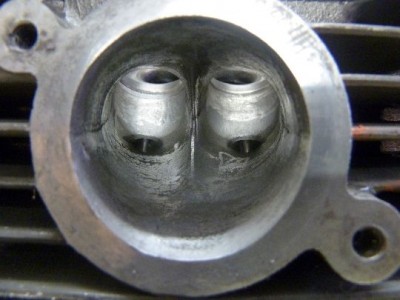 Tigerparts part 1 20.JPG (64.43 KiB) 3782 mal betrachtet Einlasskanäle DR 650 - noch unpoliert