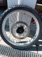 ...die Bremsscheiben: ein gefundenes &quot;Fressen&quot;...von &quot;France Equipment&quot;, zum Leidwesen eines Eidgenossen in CH nicht zugelassen, fanden diese den Weg nach D...