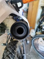 Modifizierter Auspuff außen.jpg