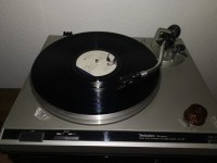 Technics Direktdrive von 1978 ;)