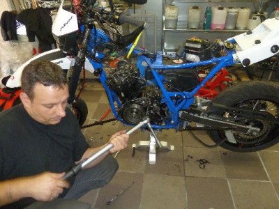 TP finish web 22.jpg (85.72 KiB) 3323 mal betrachtet Einbau Motor im Rahmen 1